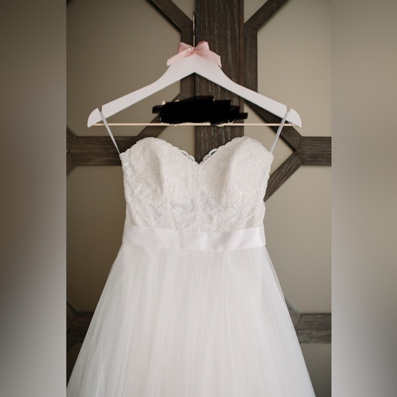 Wtoo by Watters Wedding Dress - Picture 2 of 5